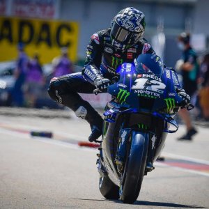 201156045_10160107286630769_2668453175108822442_n